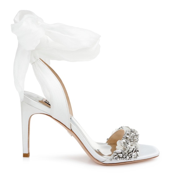 BADGLEY MISCHKA Bobbie Statement Bow Strap Stiletto - Picture 2 of 8